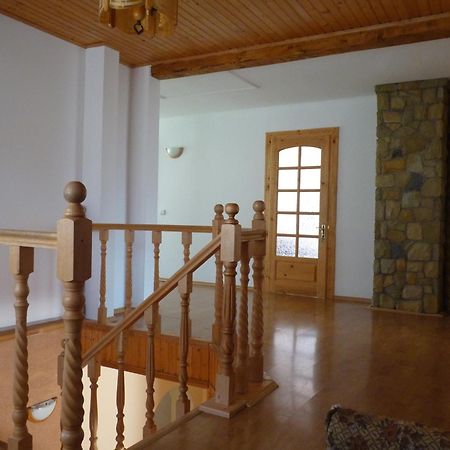Guest House Zatishniy Dvir 亚列姆切 外观 照片