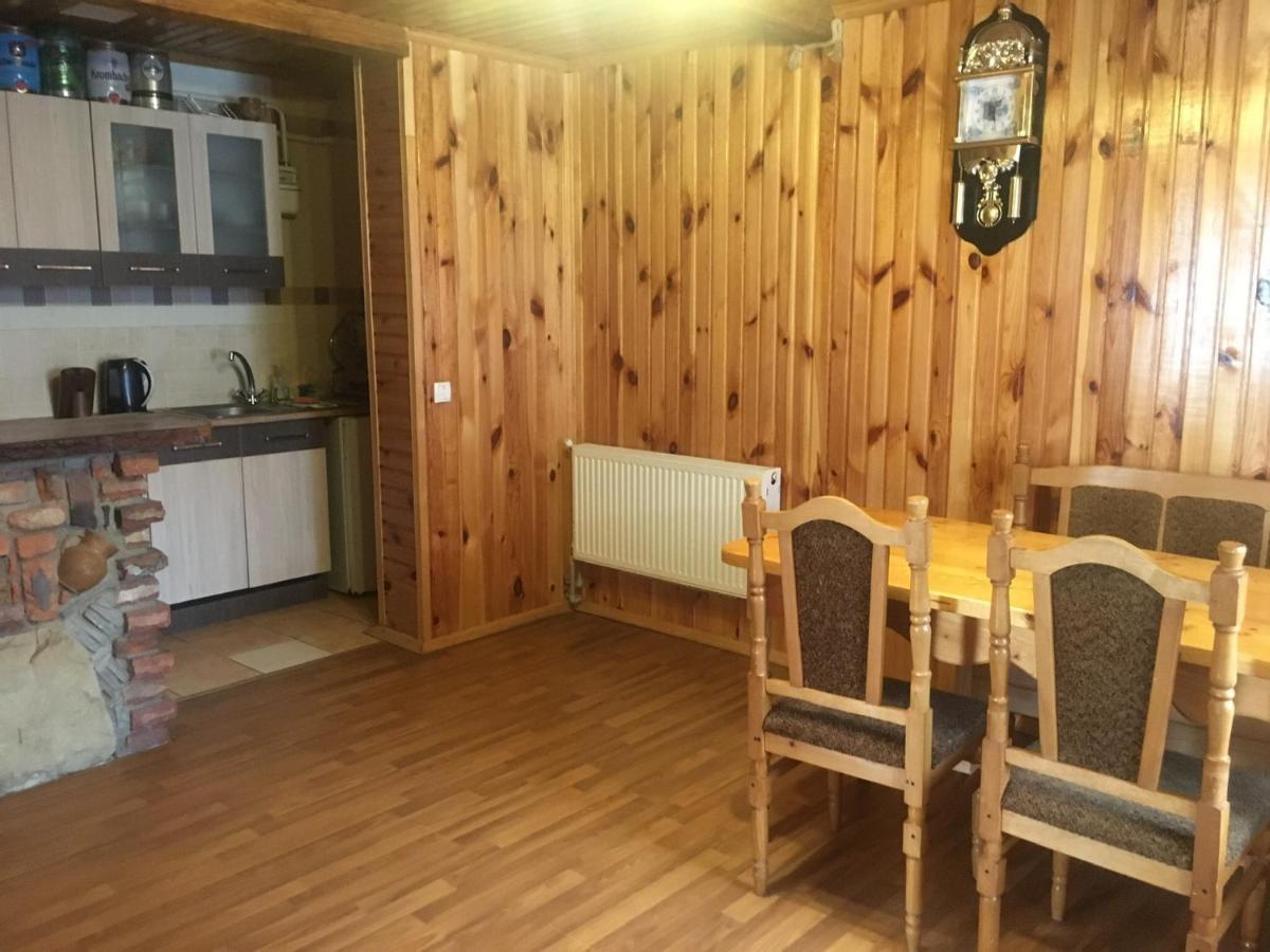 Guest House Zatishniy Dvir 亚列姆切 外观 照片