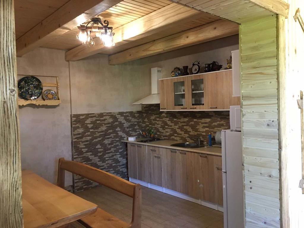 Guest House Zatishniy Dvir 亚列姆切 外观 照片